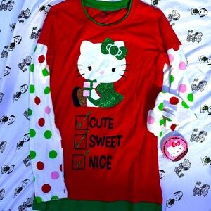 Sanrio hello kitty Christmas too long sleeve size junior medium fits like small
